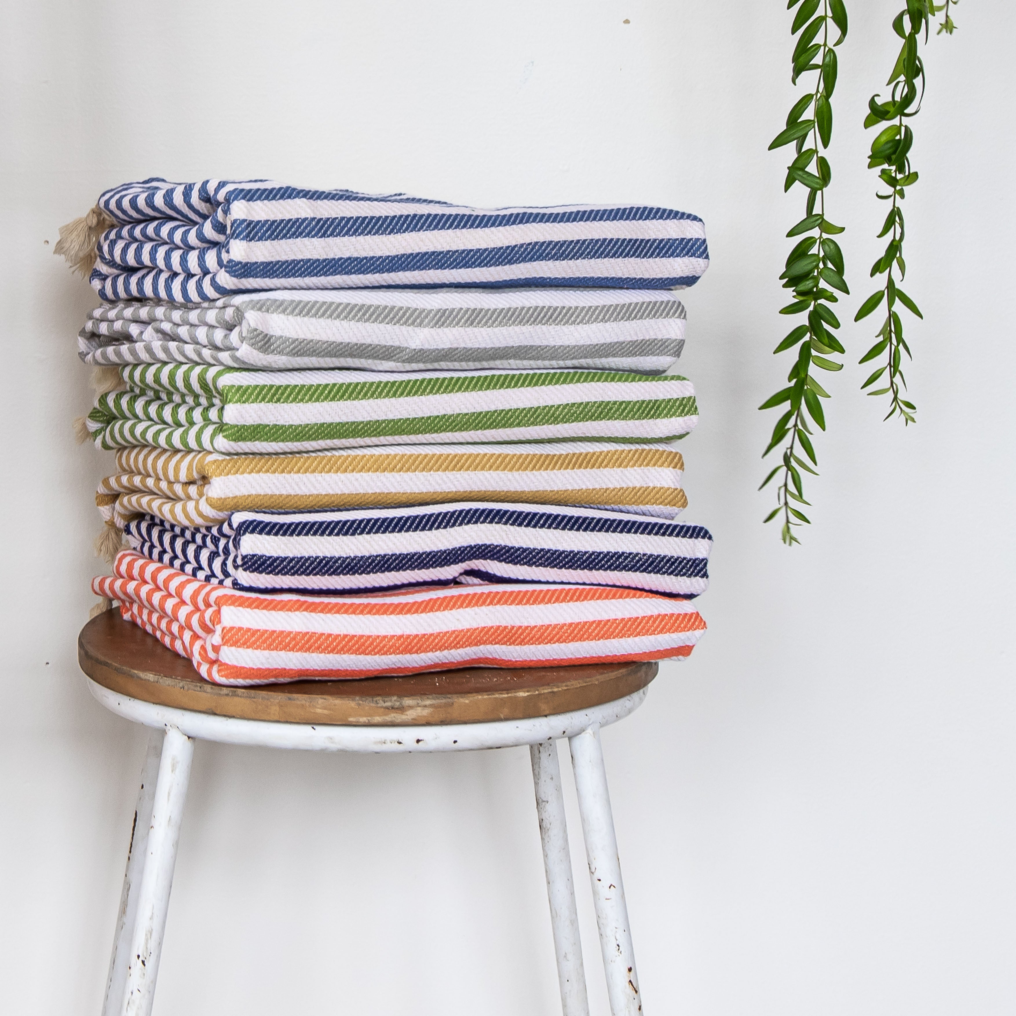 St Tropez Turkish Towel Navy